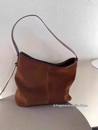 Sac à bandoulière en daim mat rétro